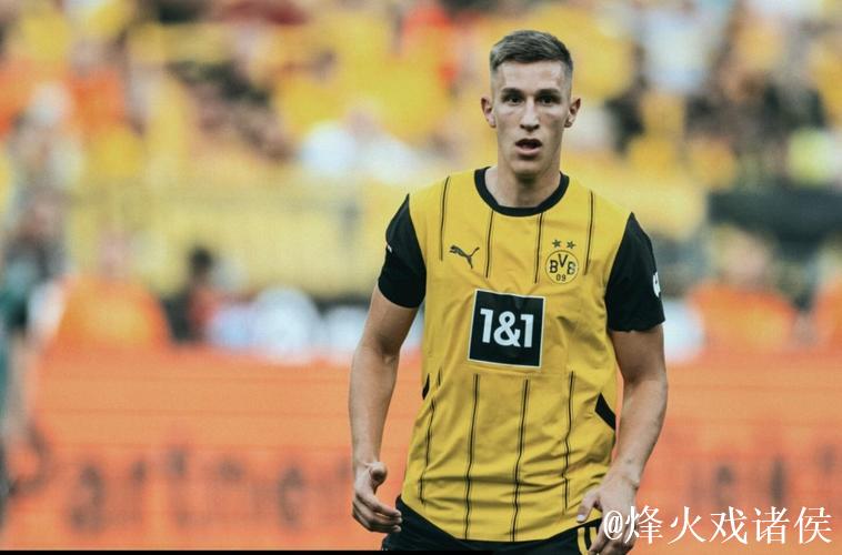 施洛特贝克离开多特可能赚更多钱，但他选择留队